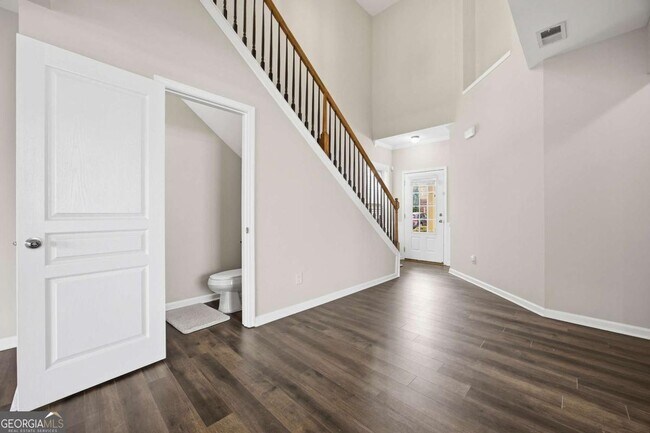 Foto del edificio - 2605 Runnymede Ct