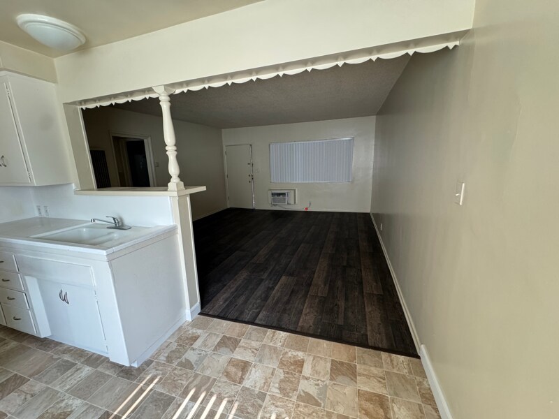 Foto principal - 6248 N San Gabriel Blvd