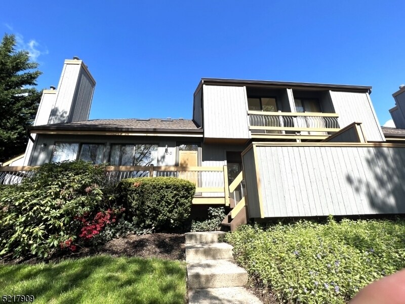 100 Elmwood Ct, Bernards, NJ 07920 Townhome Rentals in Bernards NJ