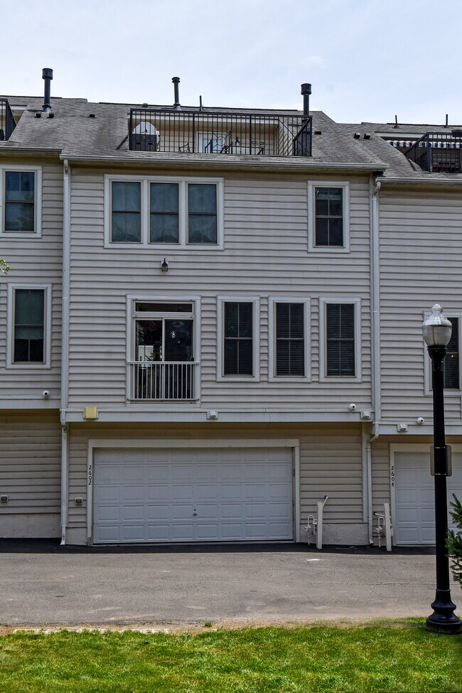 Foto del edificio - 2602 S Kenmore Ct