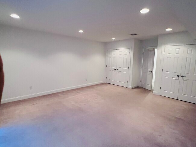 Building Photo - 326 Copper Square Dr
