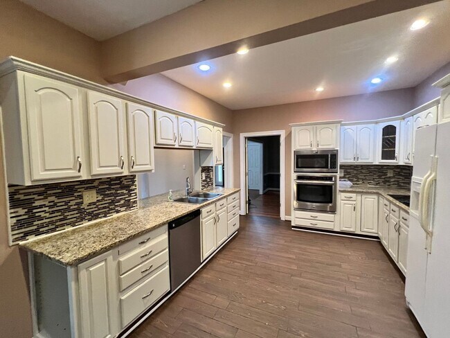 Building Photo - Prospect Area. Great location in Spring Creek