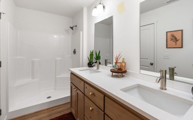 Building Photo - NEW CONSTRUCTION LUXURY