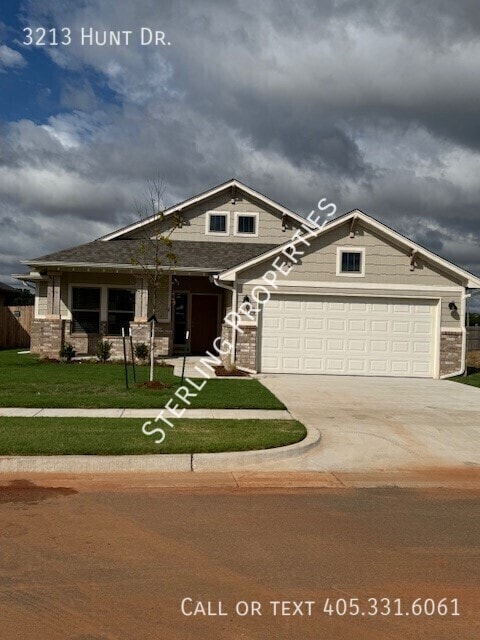Building Photo - 3213 Hunt Dr