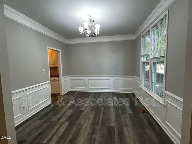 Building Photo - 105 Whitlock Ln