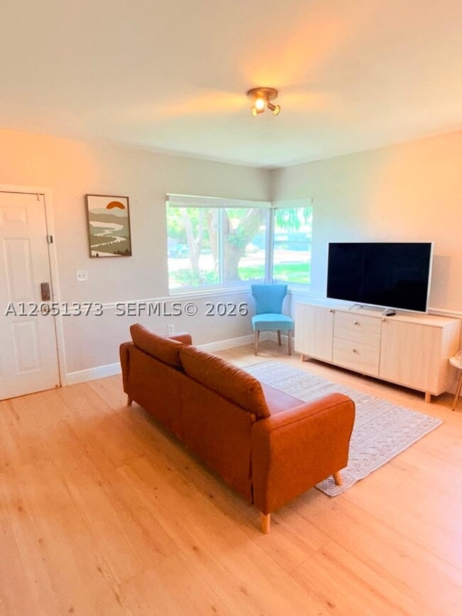 Building Photo - 201 Flagler Dr