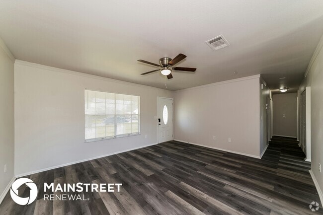 Building Photo - 5726 Kenwood Dr