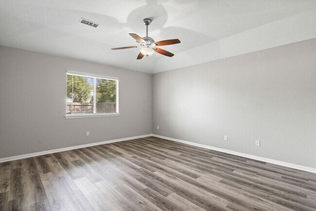 Foto del edificio - 20418 Cherry Haven Cir