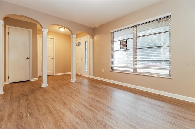 Building Photo - 1352 Ranchwood Dr