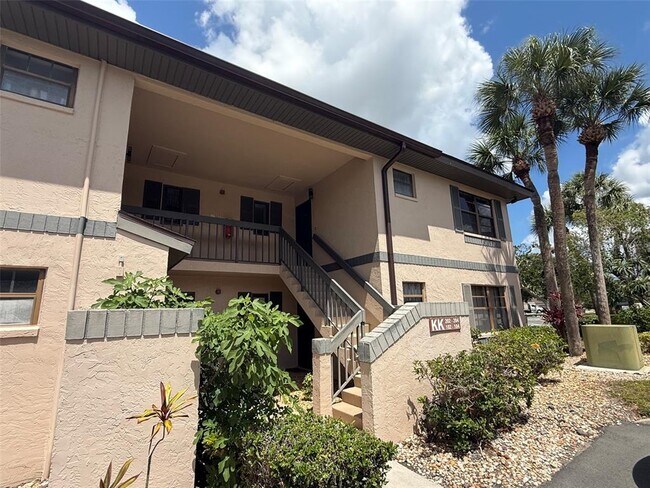 Building Photo - 19505 Quesada Ave