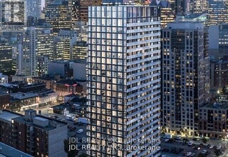 Building Photo - 47 Mutual St