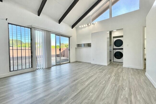 Foto del edificio - 94-431-431 Keaoopua St