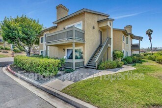 Building Photo - 225 W El Norte Pkwy