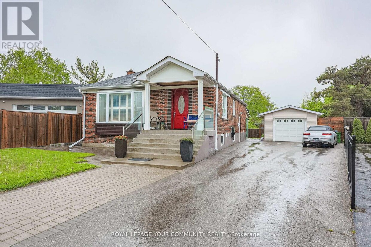 Primary Photo - 52 Princeway Dr