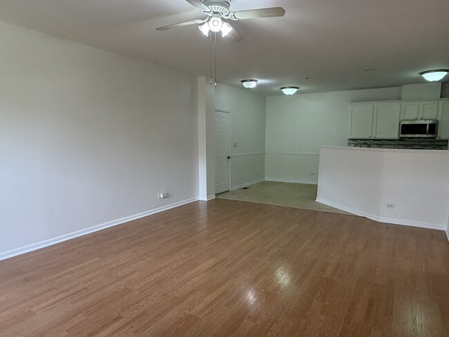 Building Photo - 10215 Camden Ln
