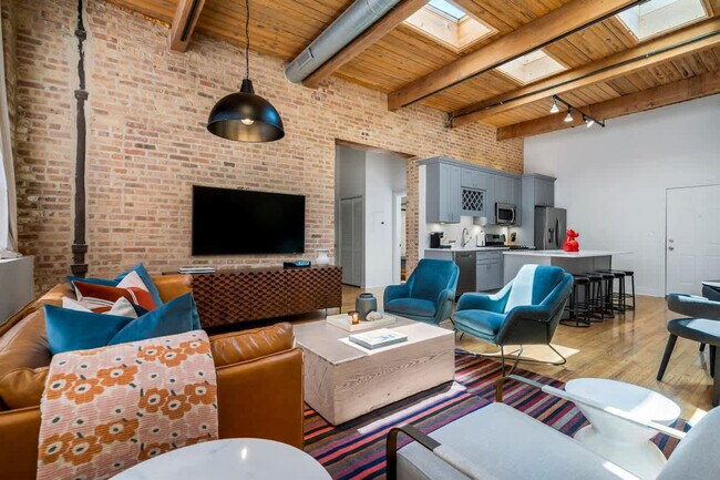 Foto del edificio - 1152 W Randolph St