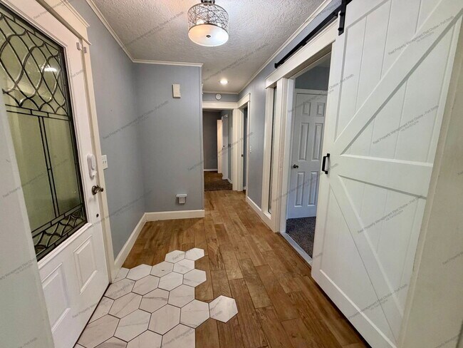 Foto del edificio - 602 Azure Hills Dr