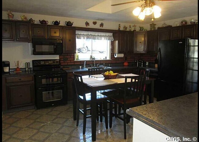 Foto del edificio - 123 W Mohawk St