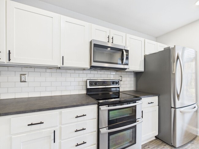 Building Photo - 10014 Joppa Pl