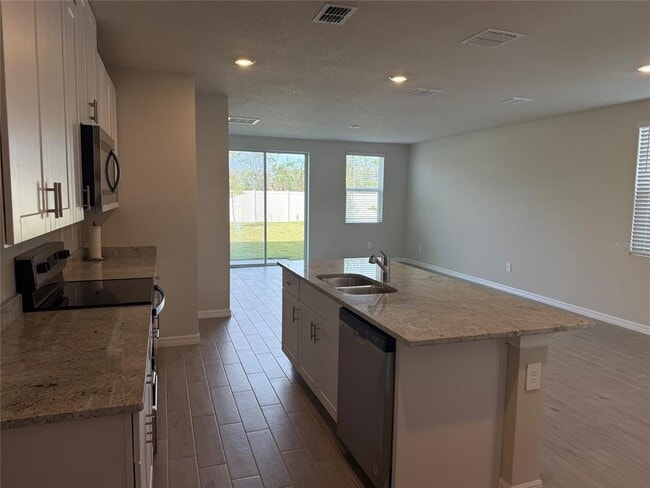 Building Photo - 3921 Radiant Mountain Dr