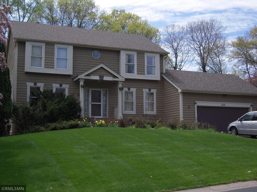 Primary Photo - 668 Brentwood Ln