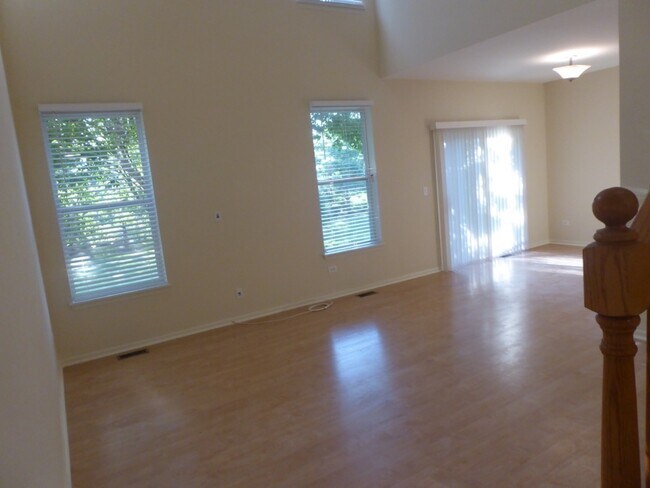 Foto del edificio - 380 Littleton Trail