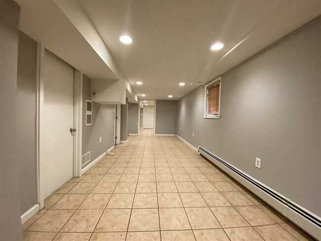 Foto del edificio - 493 Morningside Ave
