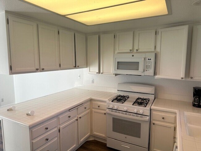 Foto del edificio - Highland Park Community: 3 Bedroom 2.5 Bat...