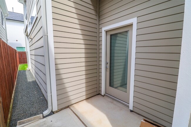 Building Photo - 2307 Clementine St