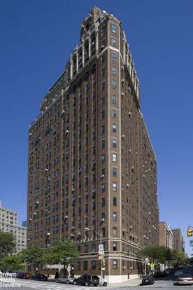 Foto del edificio - 230 Riverside Dr