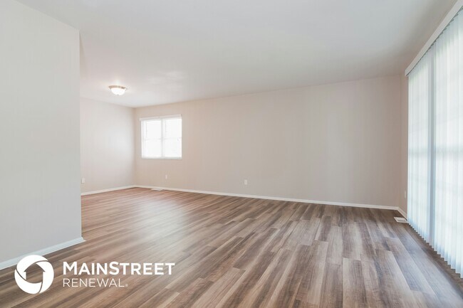 Building Photo - 2050 N Downs Dr