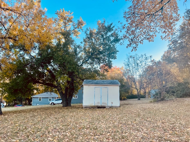 Foto del edificio - 1405 E 133rd St