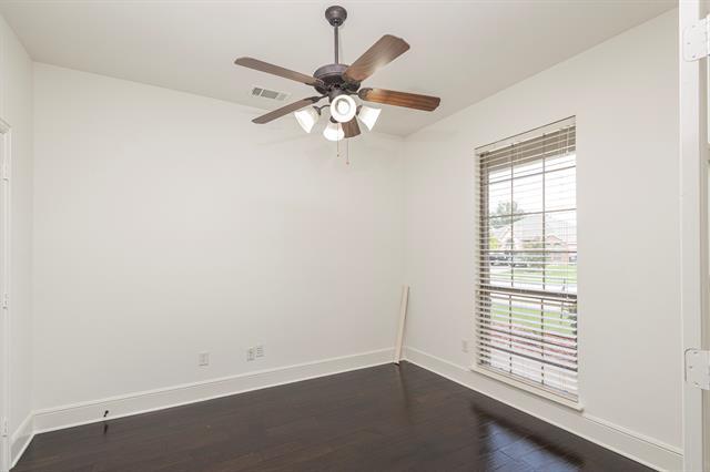Foto del edificio - 3417 Irvin Dr