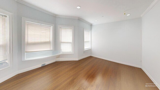 Foto del edificio - 2969 Washington St