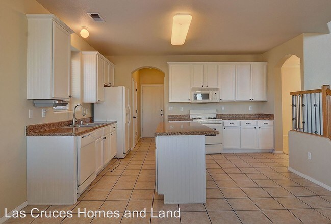 Building Photo - 4 br, 2.5 bath House - 2514 Tuscan Hills