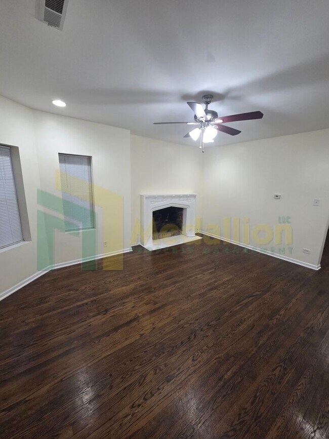 Foto del edificio - 9318 S Loomis St