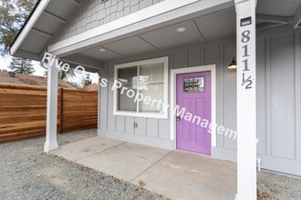 Building Photo - 811 1/2 Natoma St