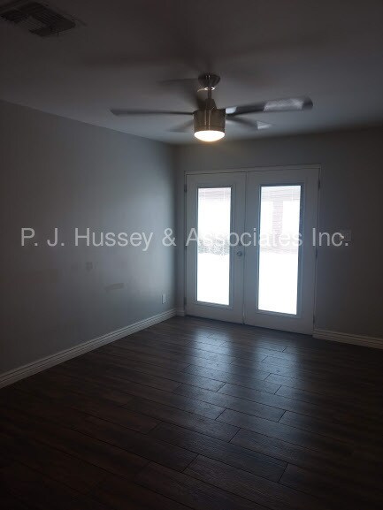 Building Photo - 7225 E Belleview St #8 Scottsdale