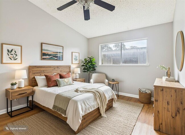 Foto del edificio - 616 W 51st St