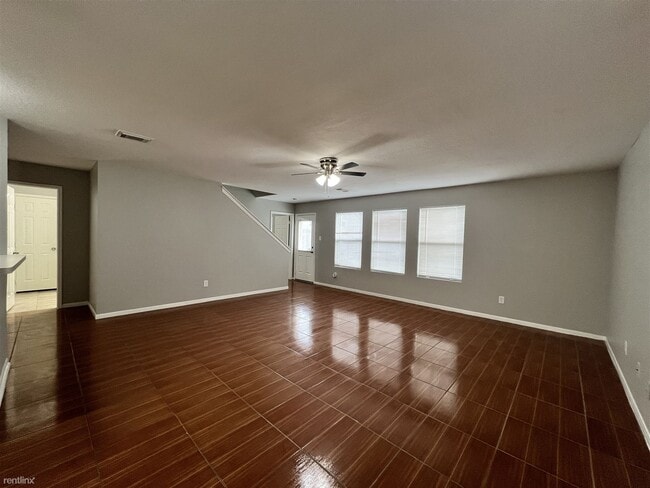 Building Photo - 4 br, 2.5 bath House - 7310 Foxbrook Dr