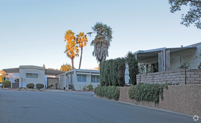 Building Photo - 2193 Los Feliz Dr