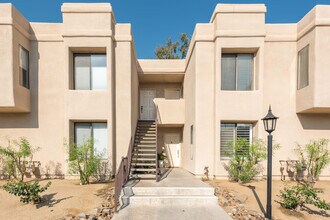 Building Photo - 35200 Cathedral Canyon Dr