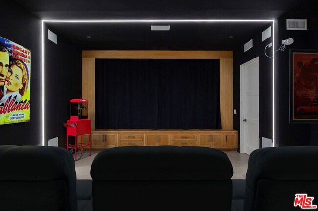 Foto del edificio - 444 Laurel Ave