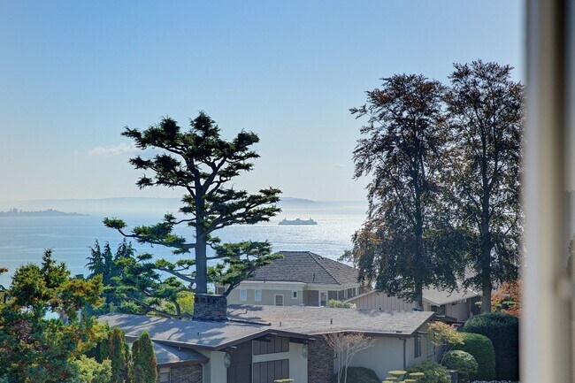 Foto del edificio - 4Bd/3.5Ba Seattle Home