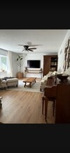Building Photo - 830 Dehoff Dr