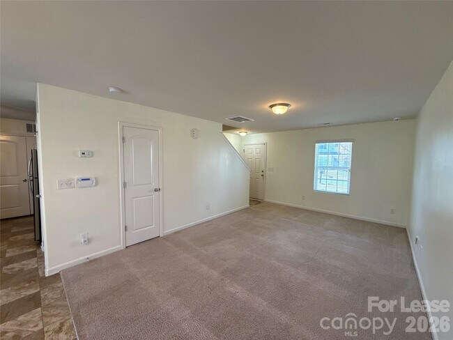 Foto del edificio - 6308 Pennacook Dr