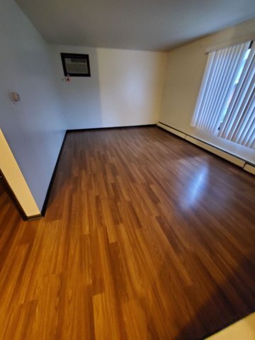 Foto del edificio - 14823 Kilpatrick Ave