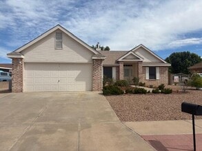 Building Photo - 1616 Cerro Vista Loop NW