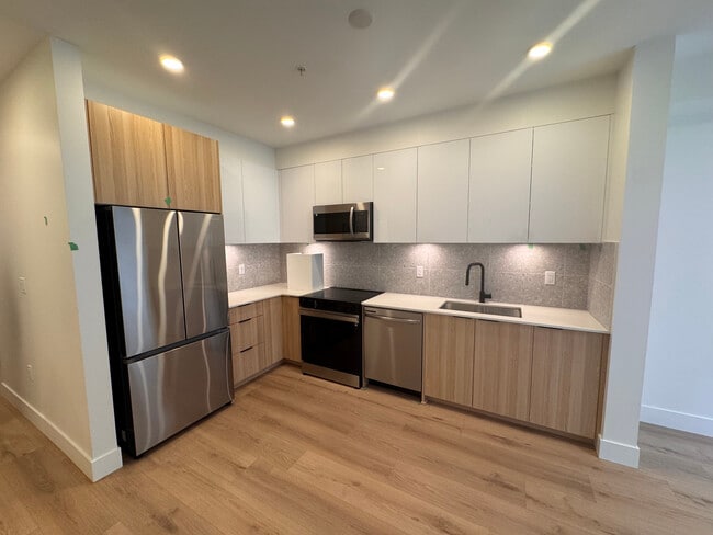 Building Photo - 20769 Fraser Hwy