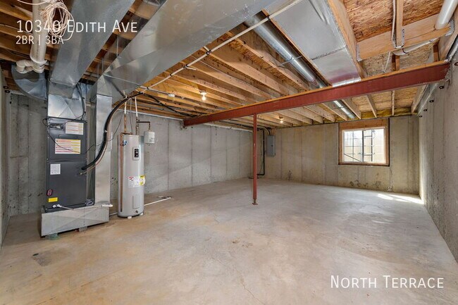 Building Photo - 10340 Edith Ave